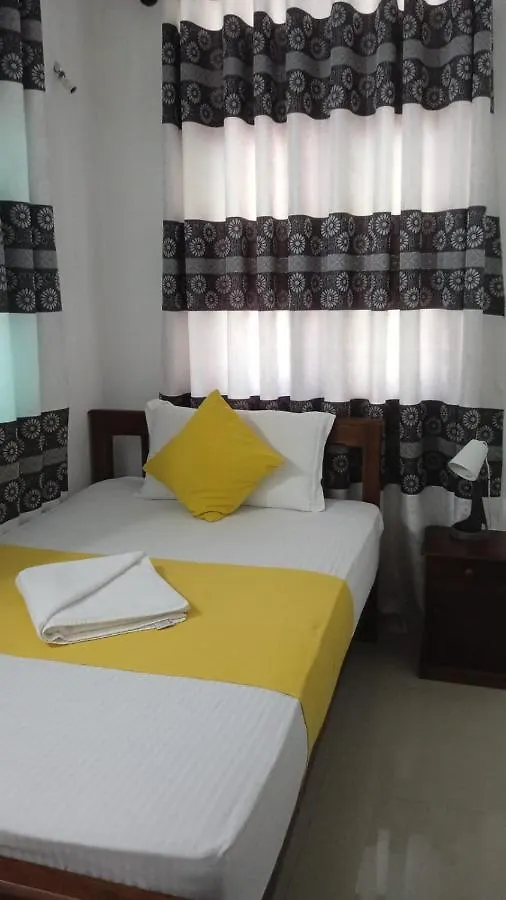 Lake View Resort-Sea & Safari Negombo Hotell